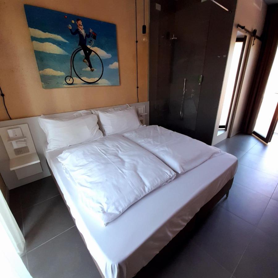 Borgo Stazione Bike Inn Valeggio sul Mincio Luaran gambar