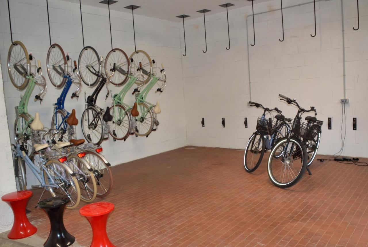 Borgo Stazione Bike Inn Valeggio sul Mincio Luaran gambar